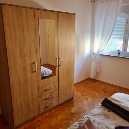 Apartman Antea Διαμέρισμα Σίμπενικ Εξωτερικό φωτογραφία